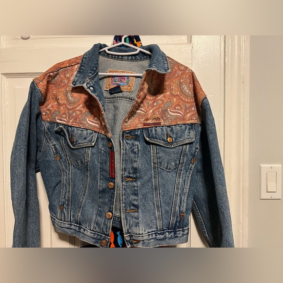 Vintage jean jacket - Picture 1 of 4